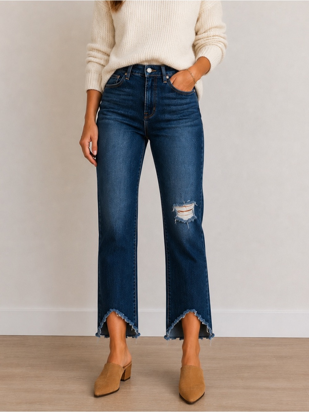 Levi’s 724 High Rise Straight Jeans Size 28 Distressed Raw Hem Dark Wash